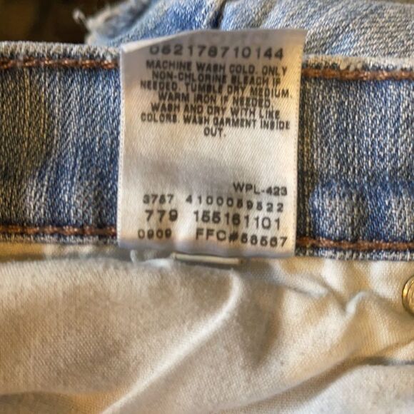 Levi's Vintage 515 Bootcut Jeans Cutoff Capris 6 - Picture 15 of 16